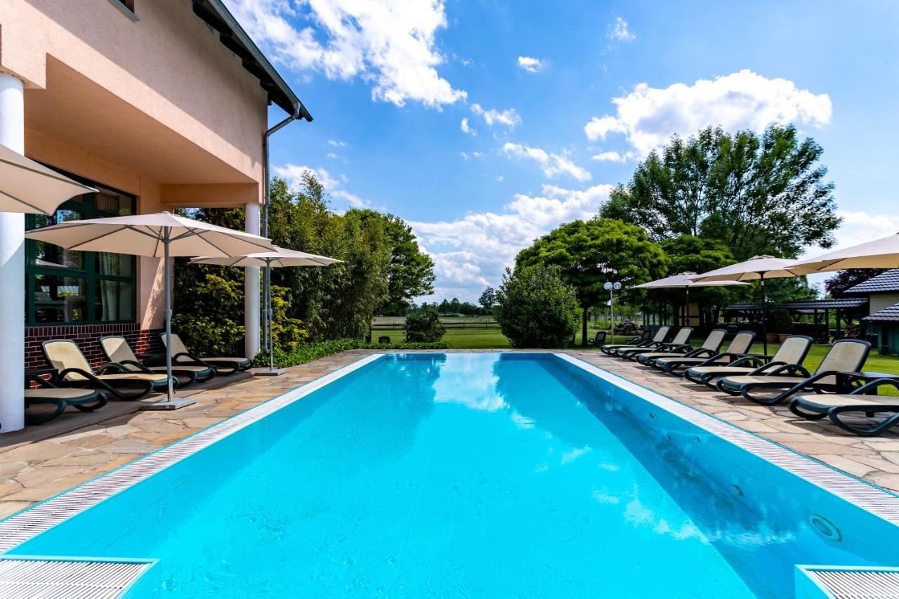 Christinenhof & Spa - Wellnesshotel Am Rande Des Spreewalds Tauer Exterior foto